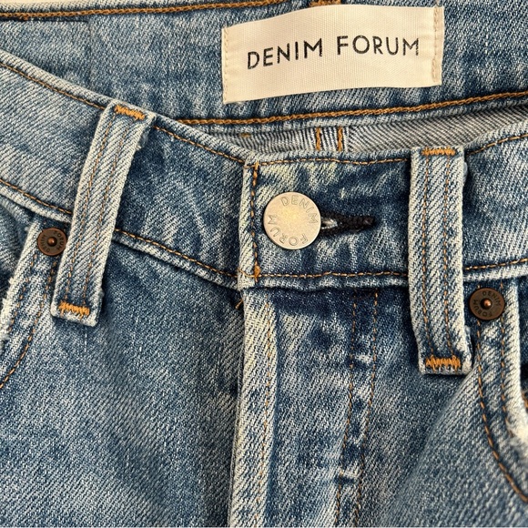 (SOLD) DENIM FORUM x ARITZIA The Arlo High Rise Straight Size 26 - Picture 11 of 17